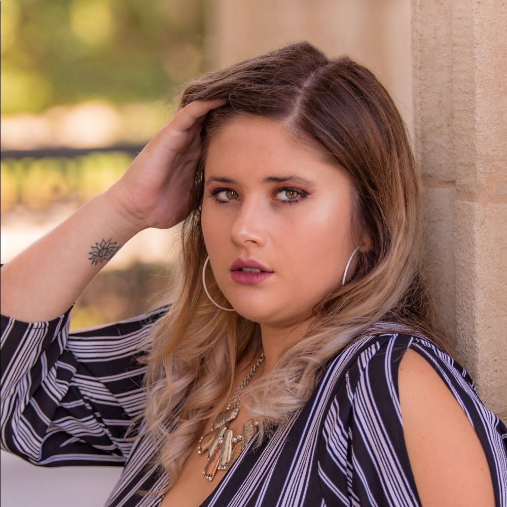 Meet your Posher, Shelbey